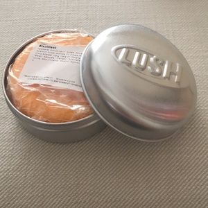 Lush Brazilllliant Shampoo Bar